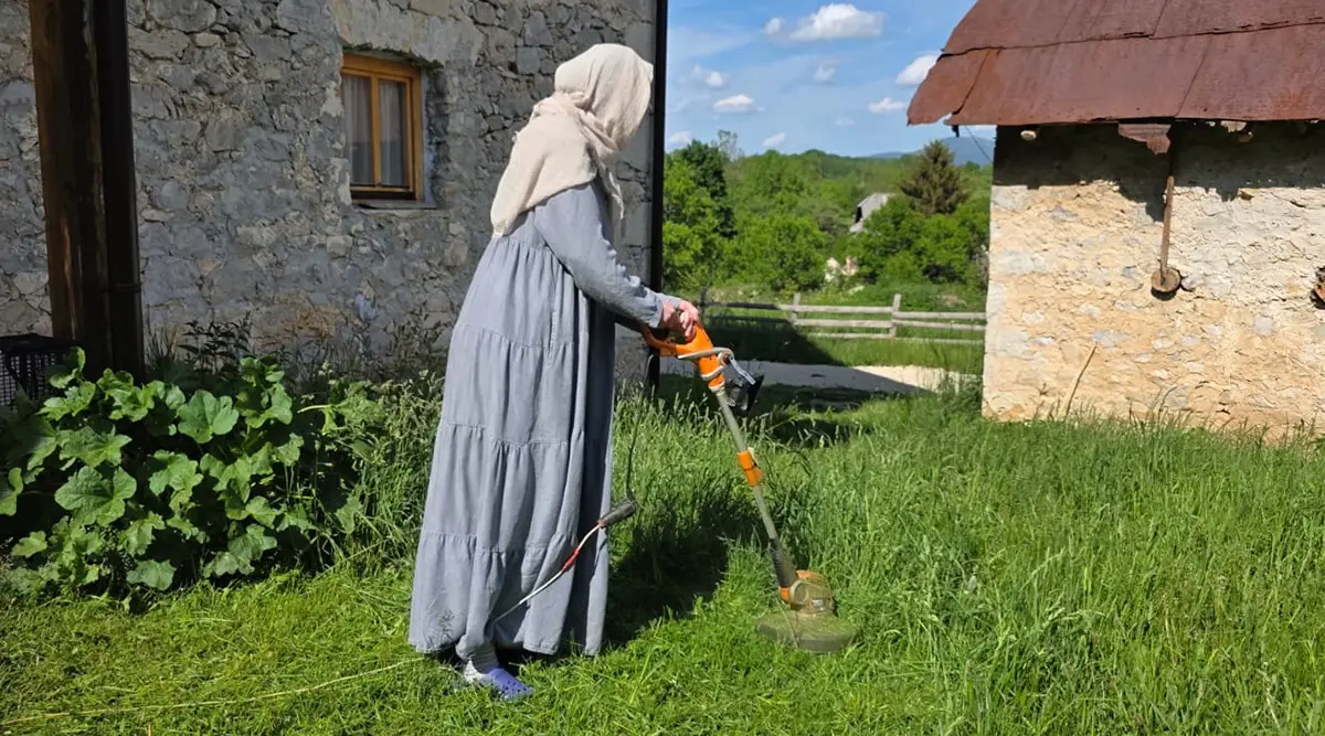 From a neglected yard to a haven for children in Ledići
