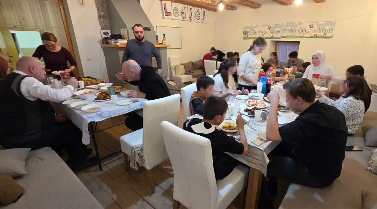 Ramadan in Ledići: A shared iftar filled every corner of the home